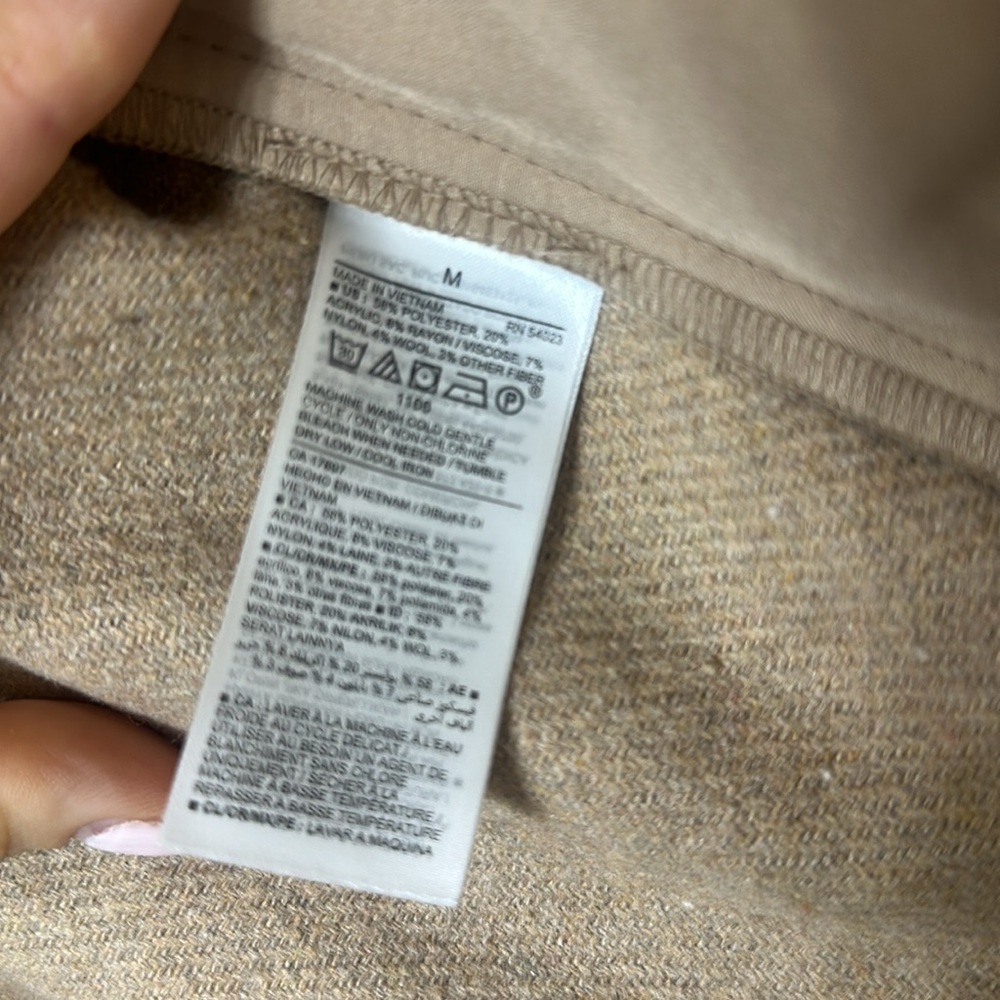 Old Navy Shacket - image 5